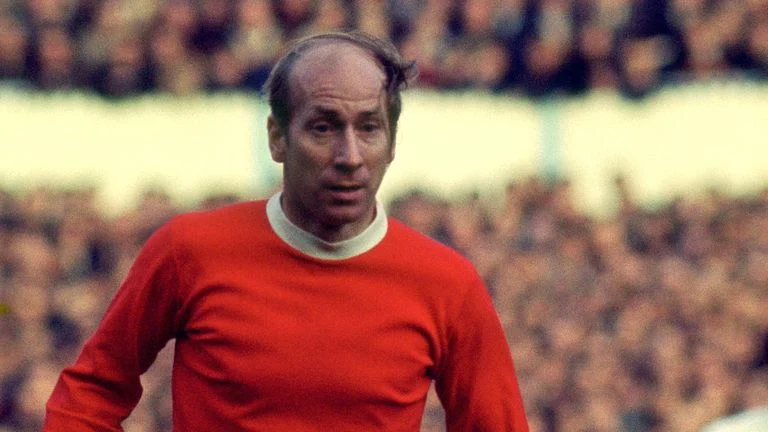 England and Man United legend Charlton dies aged 86