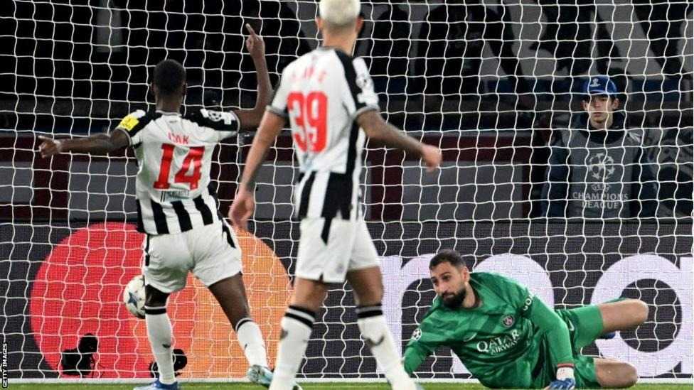 Mbappe’s late penalty denies Newcastle upset win vs. PSG